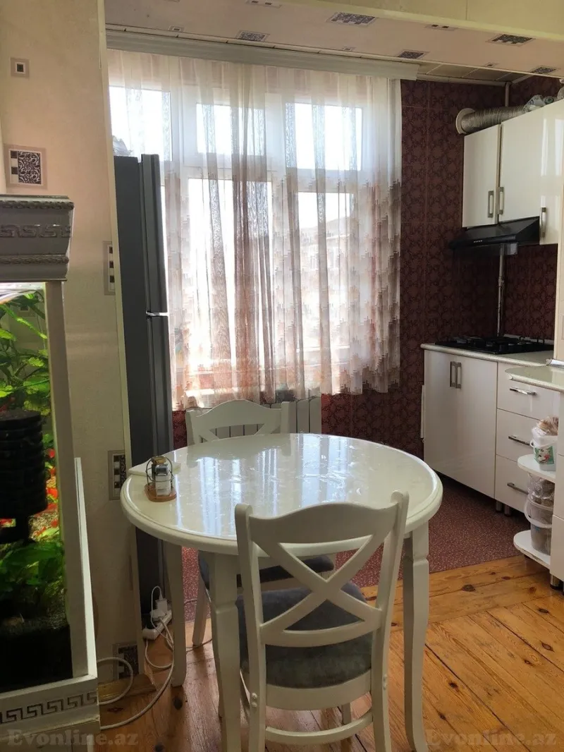 Satılır 2 otaqlı Mənzil Köhnə tikili 65 m² Xətai r. - şəkil 10