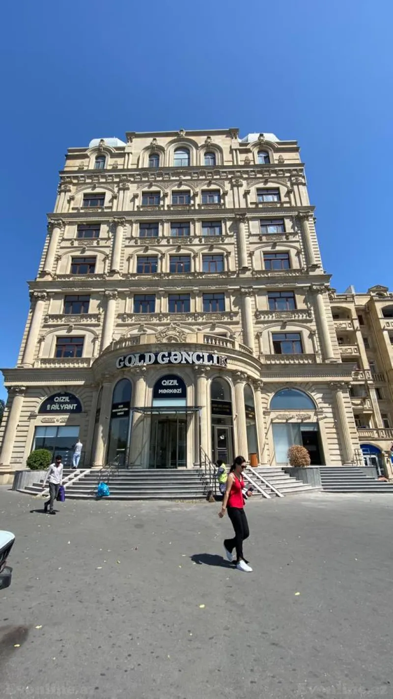 Kirayə verilir Ofis 80 m² Atatürk pr.