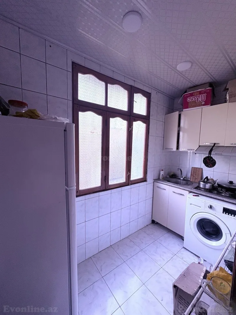 Kirayə verilir 2 otaqlı Mənzil Köhnə tikili 35 m² Memar Əcəmi m. - şəkil 7