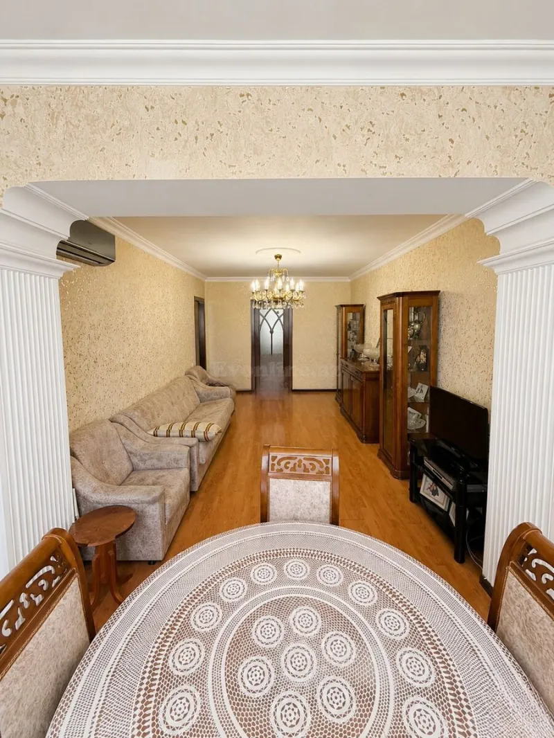 Satılır 3 otaqlı Mənzil Köhnə tikili 70 m² Elmlər Akademiyası m. - şəkil 2