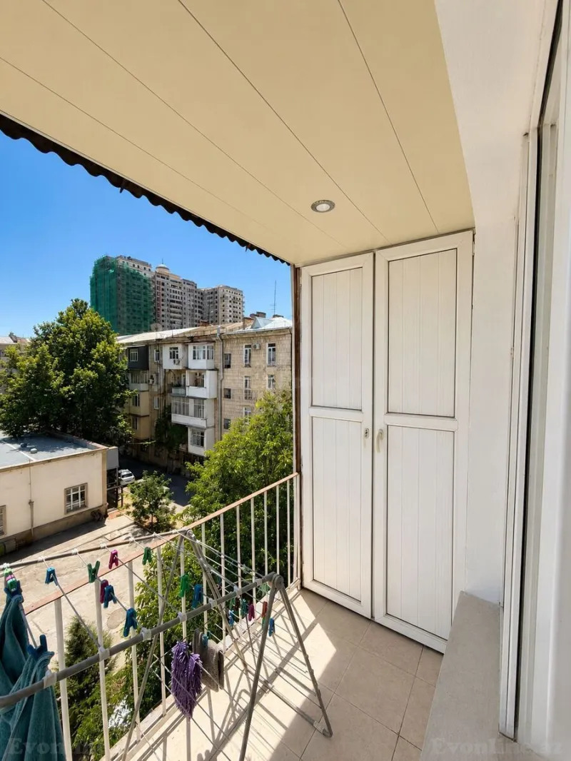 Satılır 3 otaqlı Mənzil Köhnə tikili 70 m² Elmlər Akademiyası m. - şəkil 11