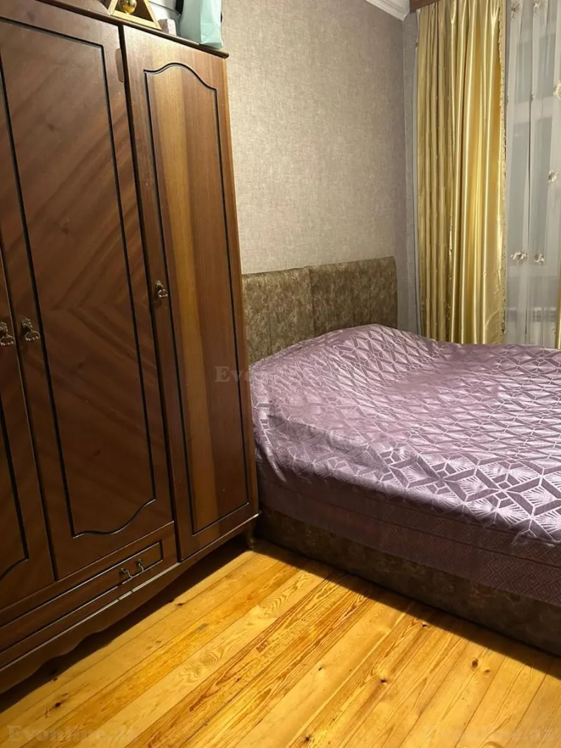 Satılır 2 otaqlı Mənzil Köhnə tikili 45 m² Memar Əcəmi m. - şəkil 2
