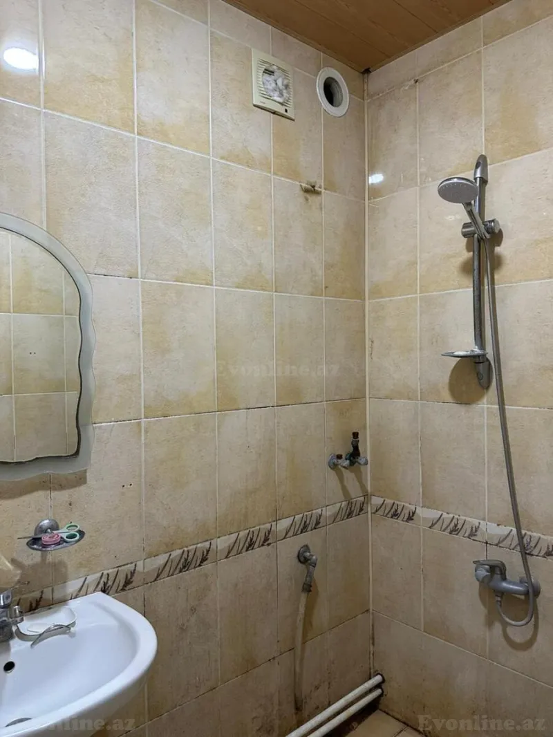 Satılır 2 otaqlı Mənzil Köhnə tikili 45 m² Memar Əcəmi m. - şəkil 6