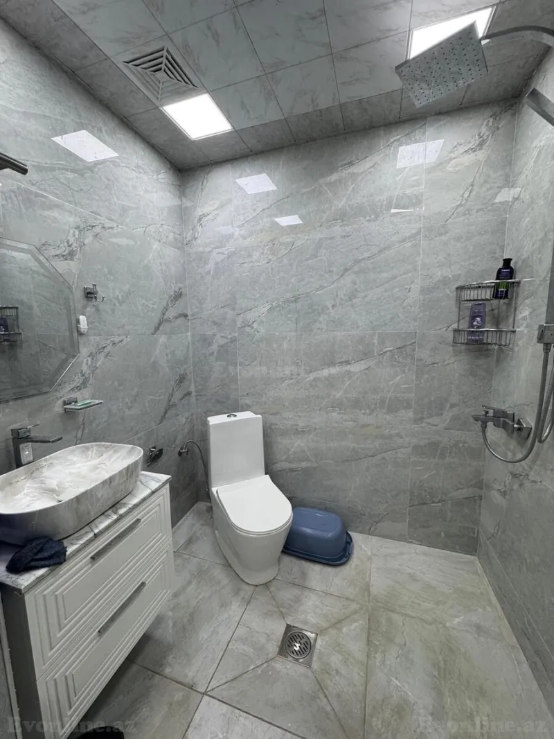 Kirayə verilir 2 otaqlı Mənzil Köhnə tikili 80 m² Sahil m. - şəkil 8