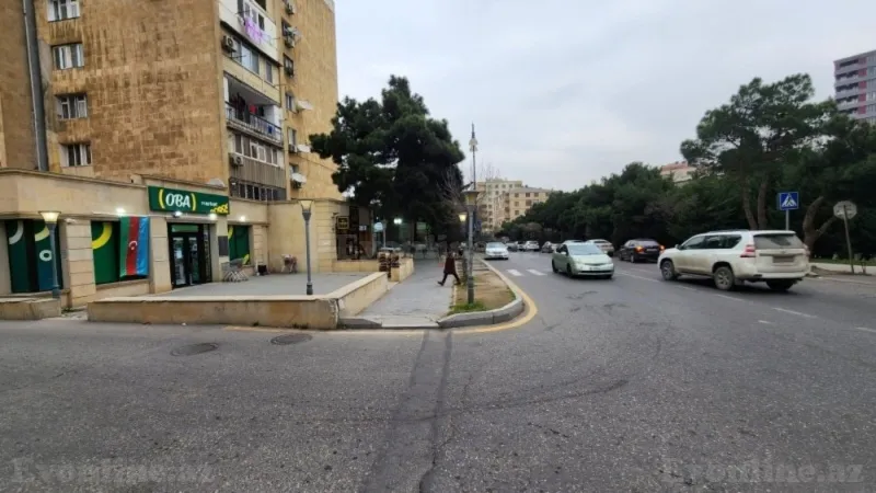Kirayə verilir 2 otaqlı Mənzil Köhnə tikili 50 m² Memar Əcəmi m. - şəkil 2