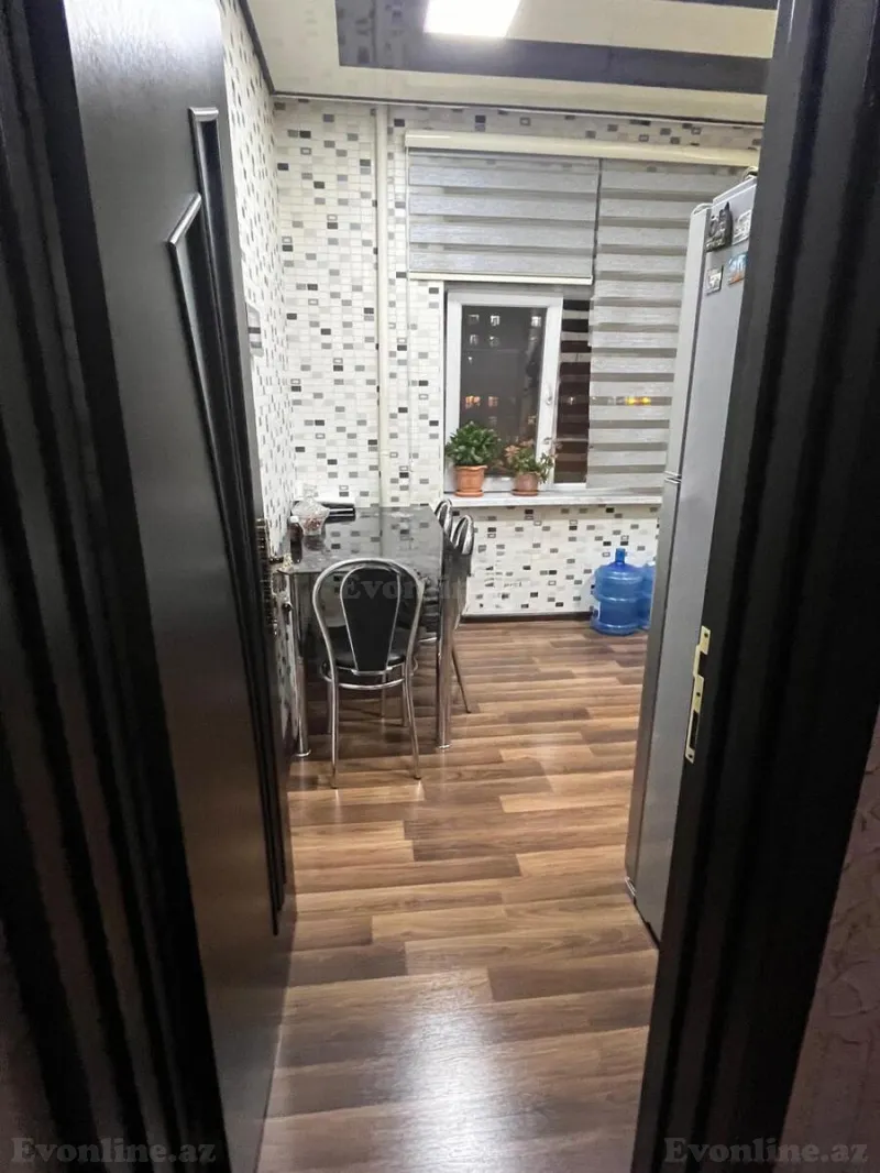 Satılır 2 otaqlı Mənzil Köhnə tikili 60 m² Xalqlar Dostluğu m. - şəkil 7