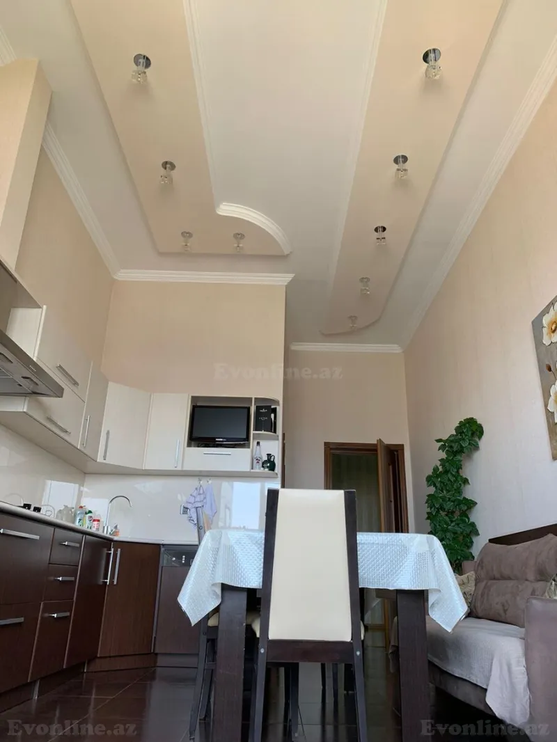 Satılır 4 otaqlı Mənzil Yeni tikili 200 m² Memar Əcəmi m. - şəkil 7