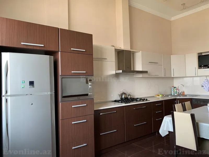Satılır 4 otaqlı Mənzil Yeni tikili 200 m² Memar Əcəmi m. - şəkil 8