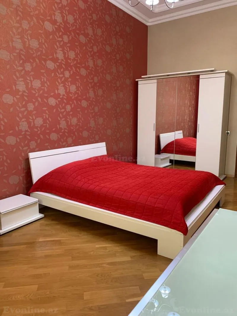 Satılır 4 otaqlı Mənzil Yeni tikili 200 m² Memar Əcəmi m. - şəkil 14