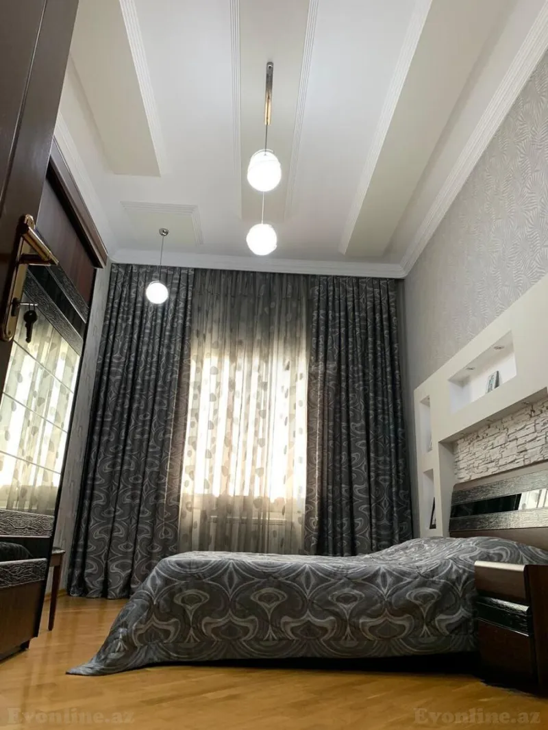Satılır 4 otaqlı Mənzil Yeni tikili 200 m² Memar Əcəmi m. - şəkil 16