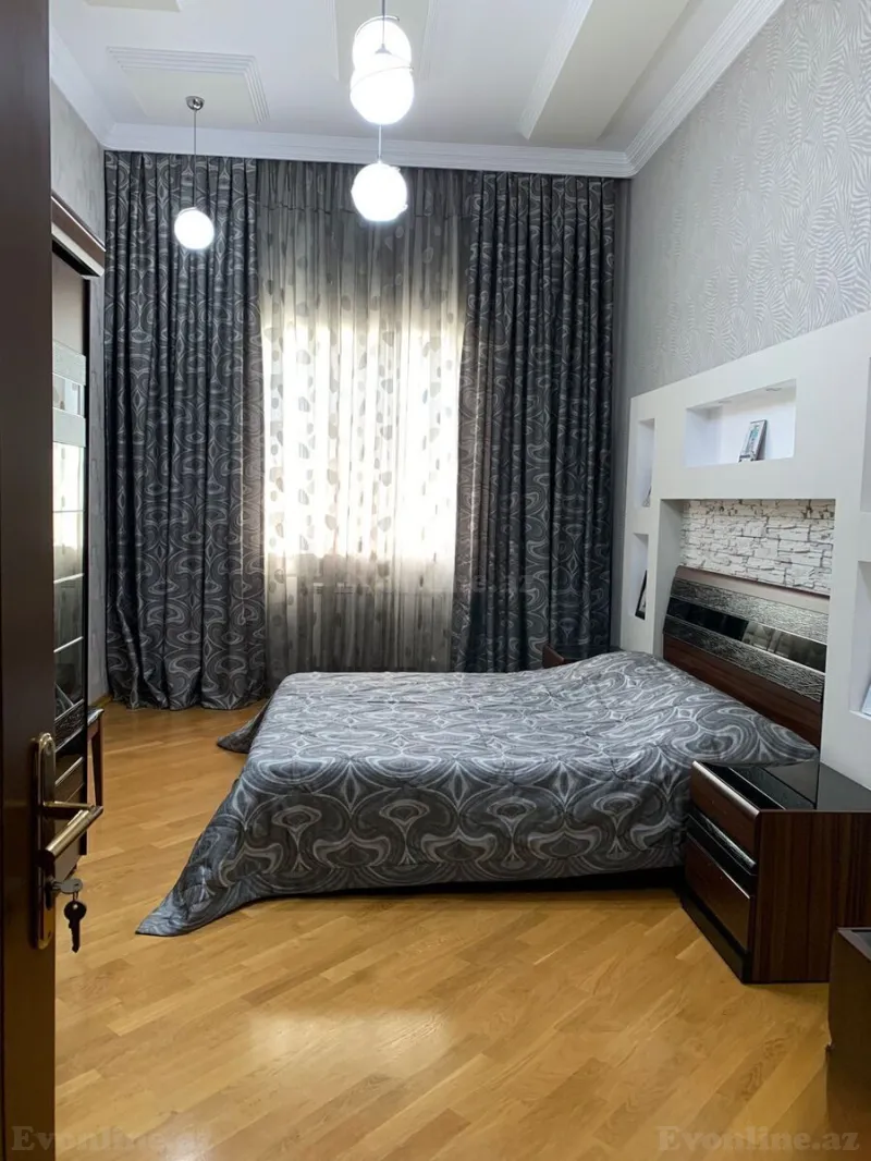 Satılır 4 otaqlı Mənzil Yeni tikili 200 m² Memar Əcəmi m. - şəkil 17