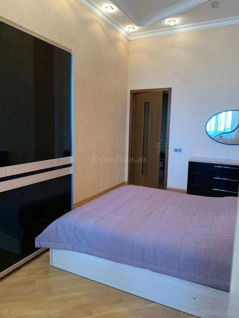 Satılır 4 otaqlı Mənzil Yeni tikili 200 m² Memar Əcəmi m. - şəkil 21