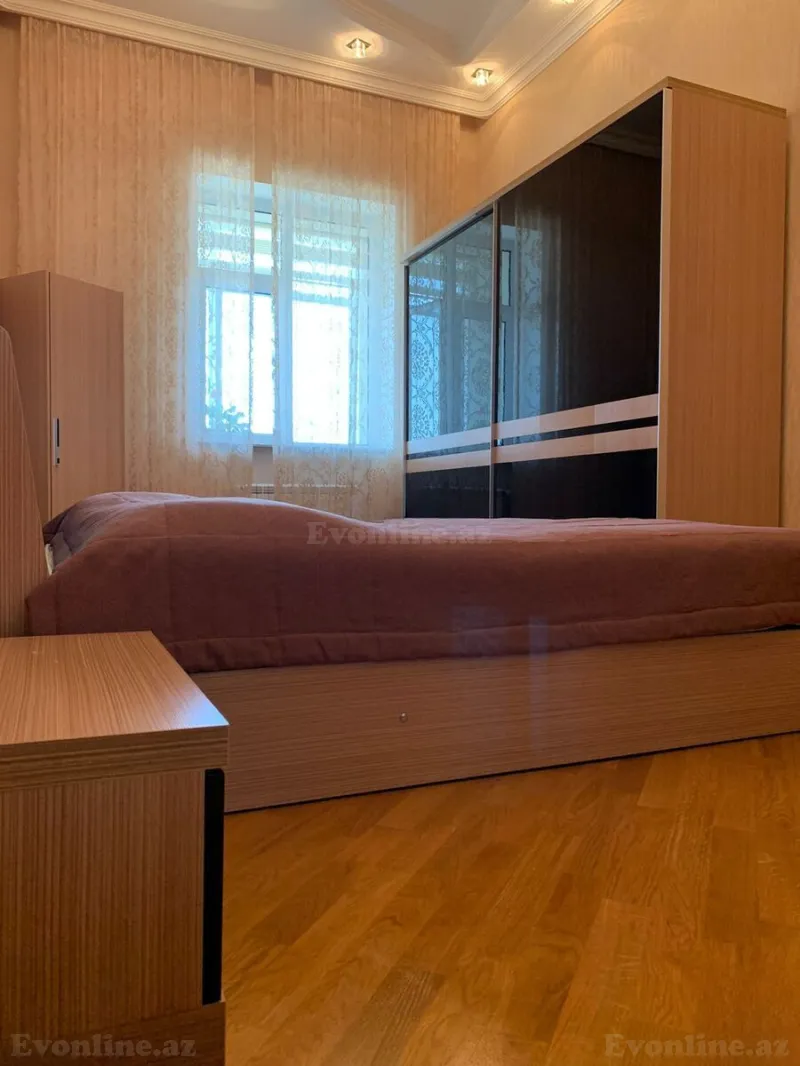 Satılır 4 otaqlı Mənzil Yeni tikili 200 m² Memar Əcəmi m. - şəkil 26