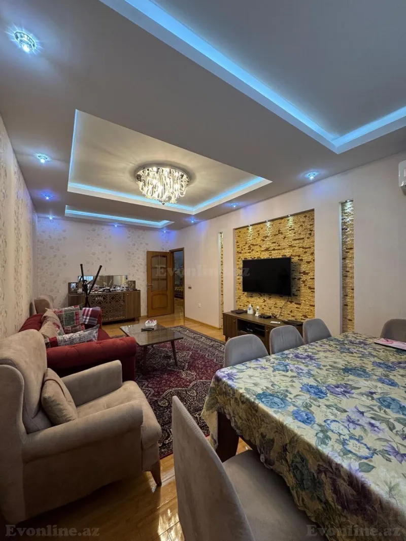 3 otaqlı Mənzil 105 m² Həzi Aslanov m. Satılır