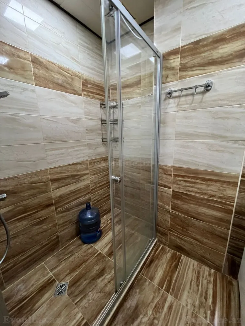 Satılır 3 otaqlı Mənzil Yeni tikili 118 m² Qara Qarayev m. - şəkil 18