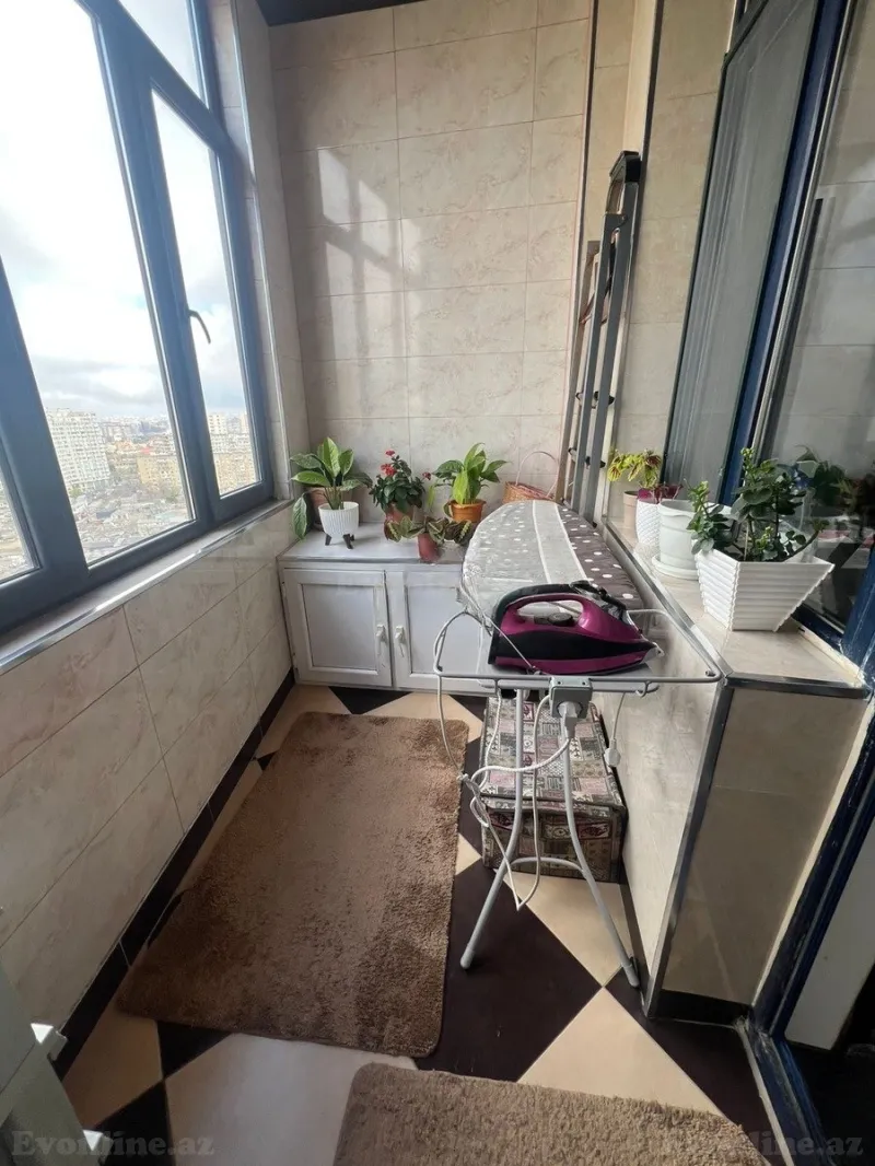 Satılır 4 otaqlı Mənzil Yeni tikili 150 m² İnşaatçılar m. - şəkil 12