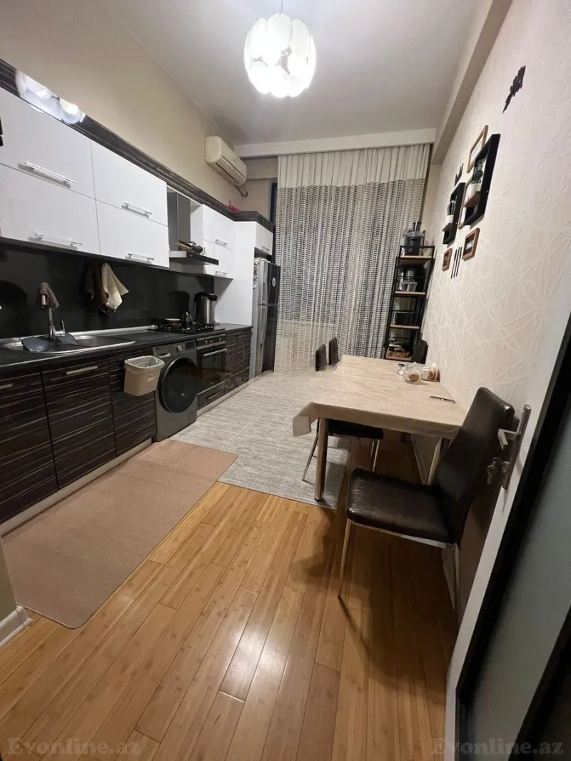 Satılır 4 otaqlı Mənzil Yeni tikili 150 m² İnşaatçılar m. - şəkil 16