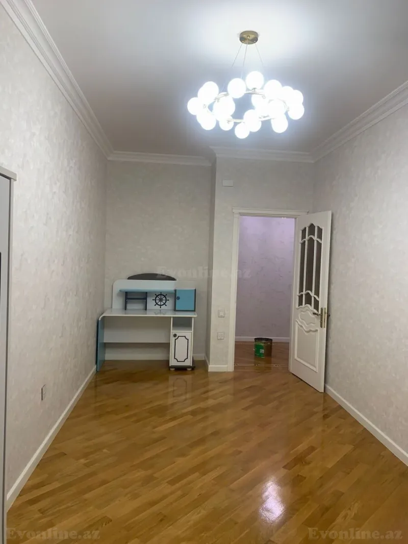 Kirayə verilir 4 otaqlı Mənzil Yeni tikili 155 m² Nərimanov r. - şəkil 6