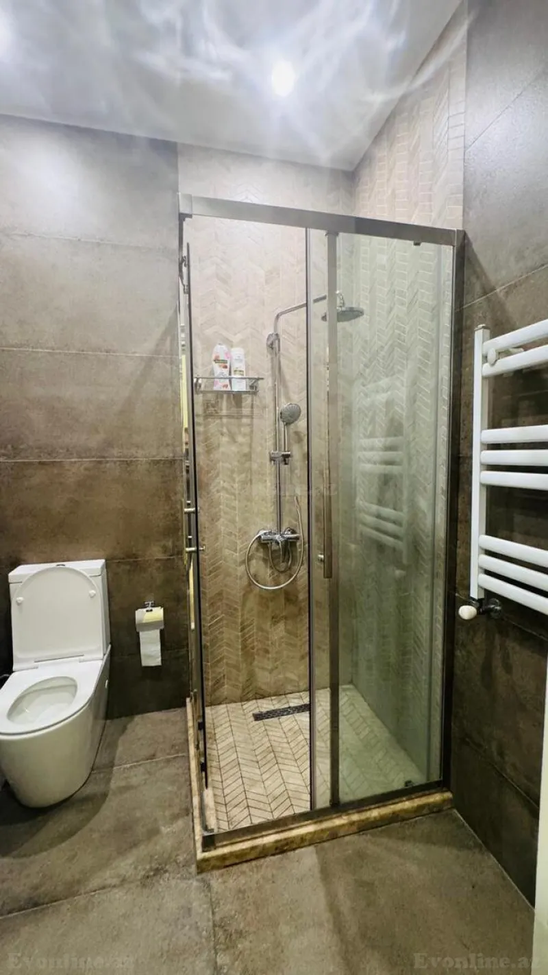 Satılır 3 otaqlı Mənzil Yeni tikili 148 m² 8 Noyabr m. - şəkil 16