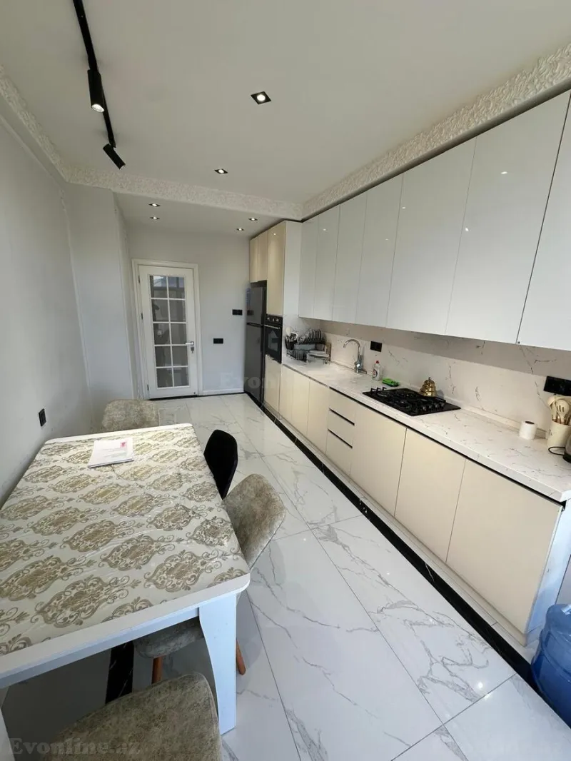 Kirayə verilir 3 otaqlı Mənzil Yeni tikili 117 m² Nərimanov r. - şəkil 11