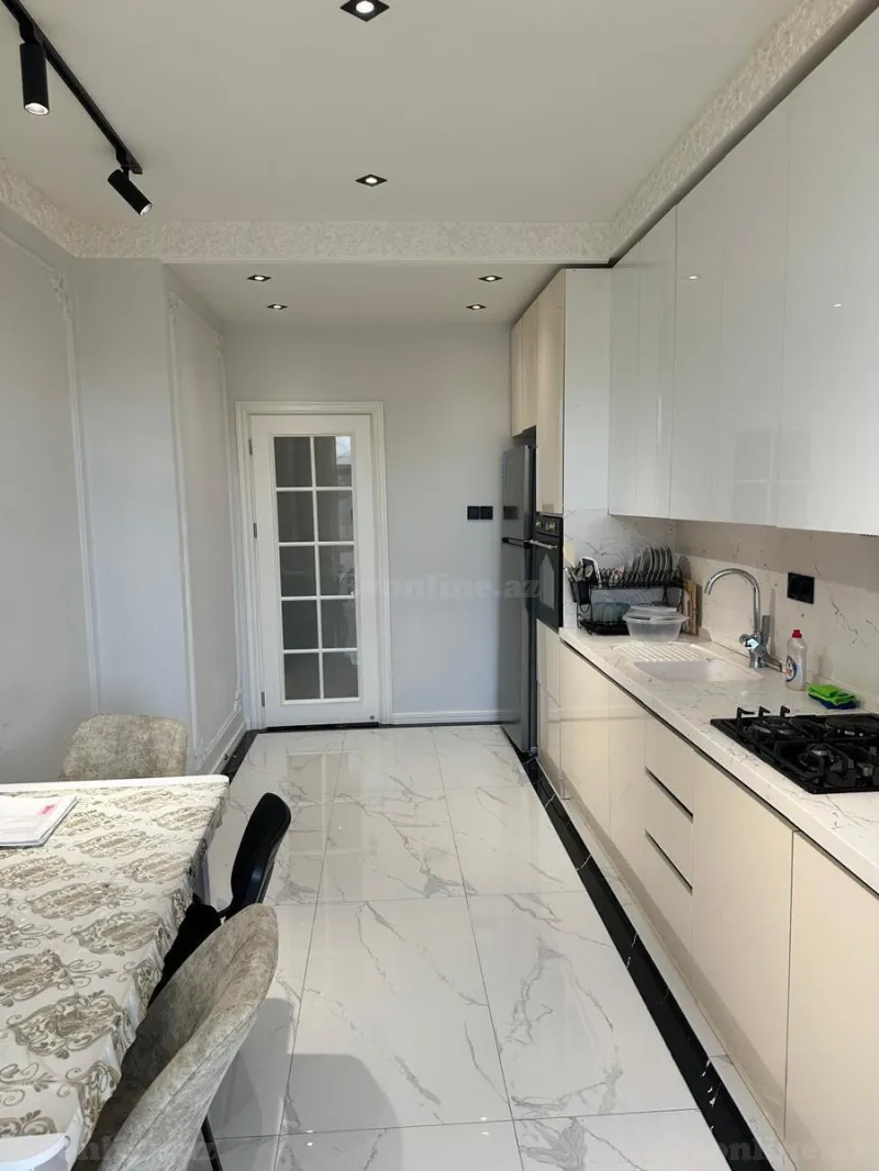 Kirayə verilir 3 otaqlı Mənzil Yeni tikili 117 m² Nərimanov r. - şəkil 21