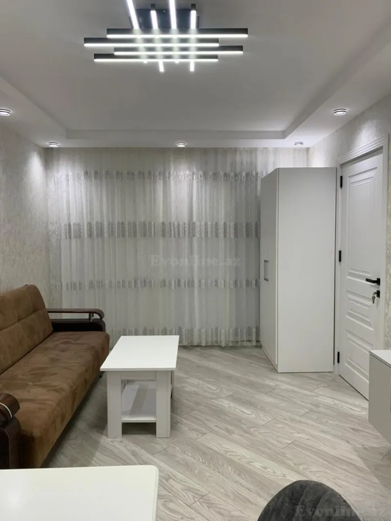 Kirayə verilir 2 otaqlı Mənzil Köhnə tikili 35 m² Qara Qarayev m. - şəkil 2