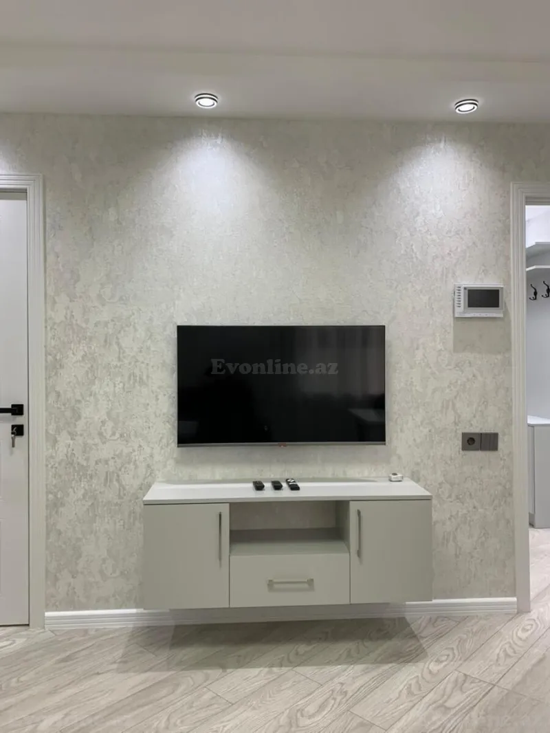 Kirayə verilir 2 otaqlı Mənzil Köhnə tikili 35 m² Qara Qarayev m. - şəkil 3