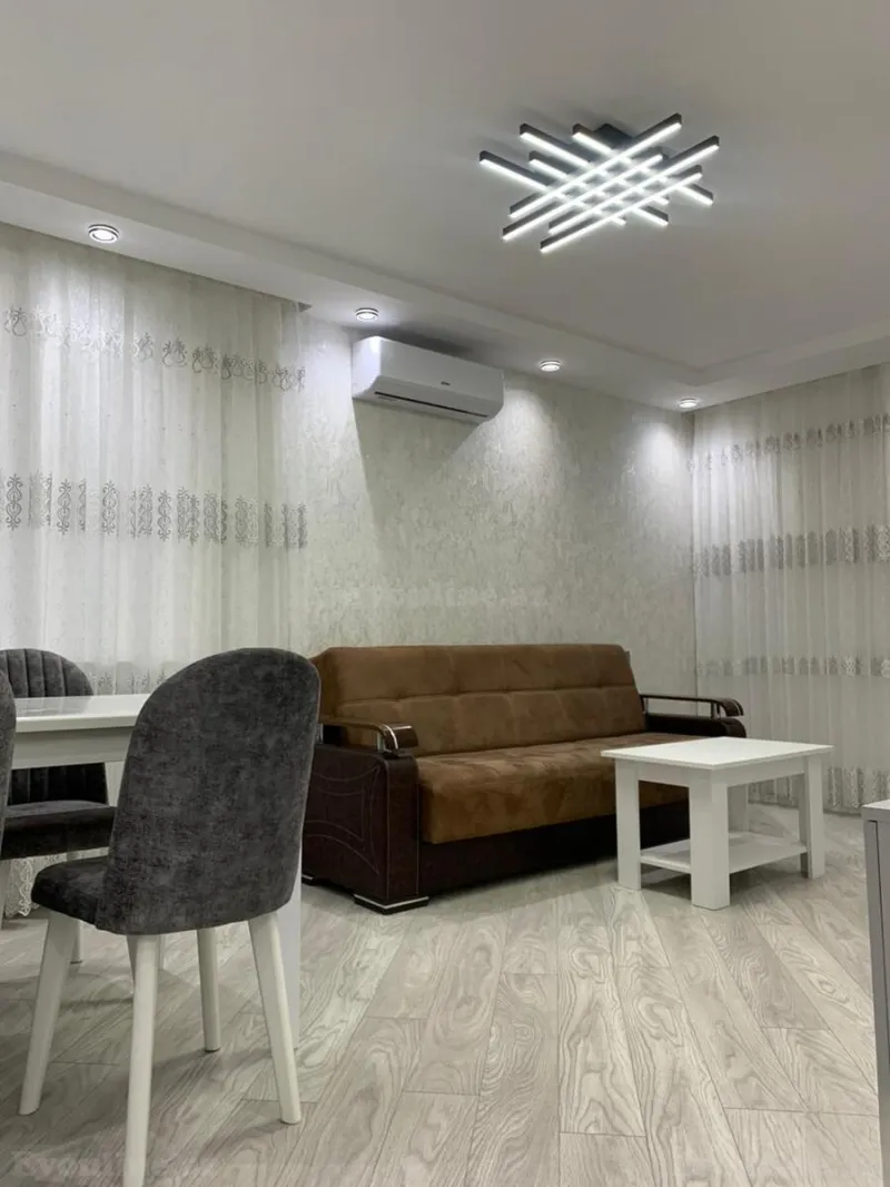 Kirayə verilir 2 otaqlı Mənzil Köhnə tikili 35 m² Qara Qarayev m. - şəkil 4