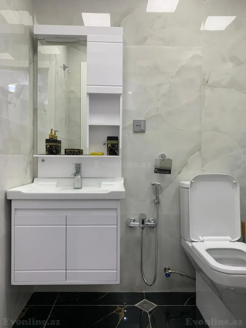 Kirayə verilir 2 otaqlı Mənzil Köhnə tikili 35 m² Qara Qarayev m. - şəkil 9