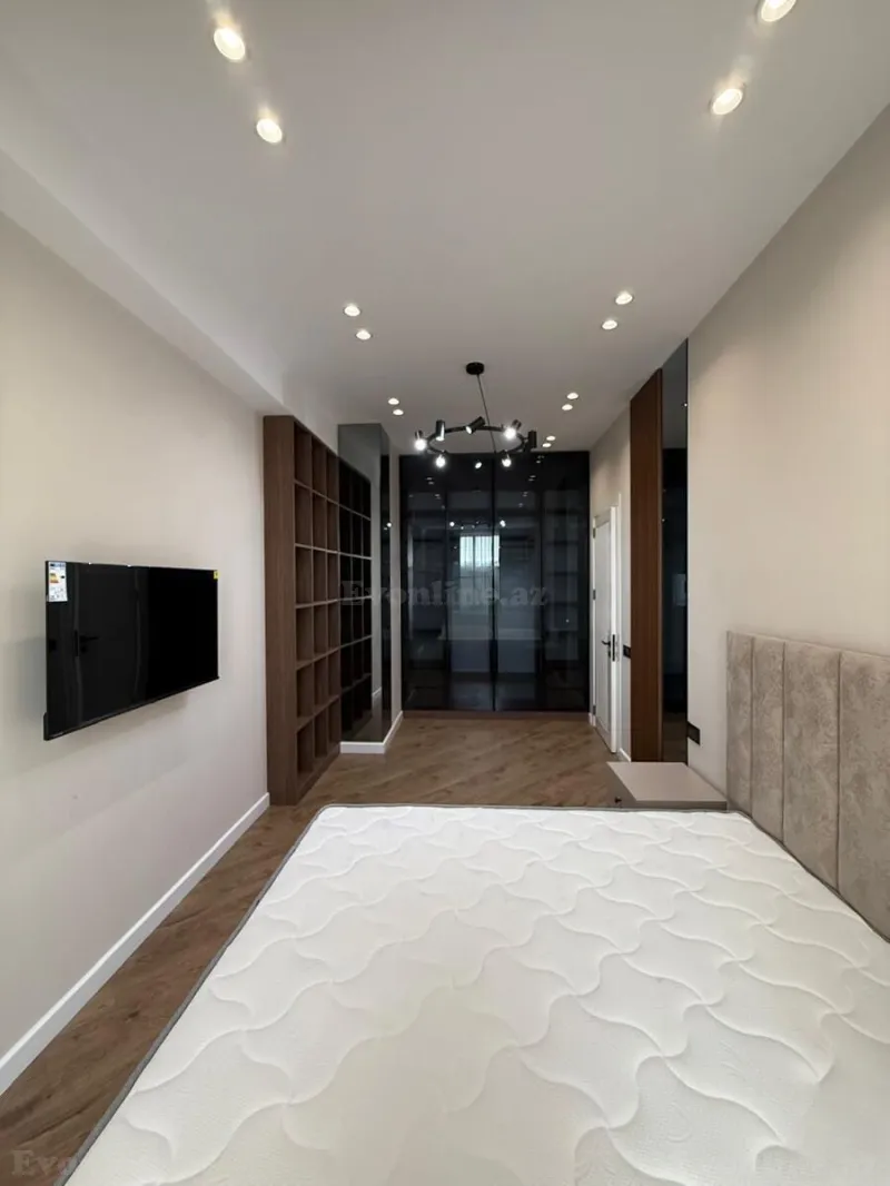 Satılır 3 otaqlı Mənzil Yeni tikili 118 m² Nərimanov r. - şəkil 3
