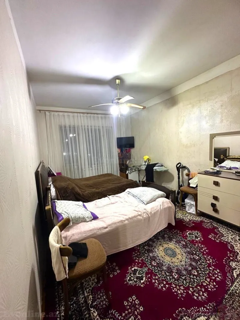 Satılır 3 otaqlı Mənzil Köhnə tikili 90 m² Əhmədli m. - şəkil 2