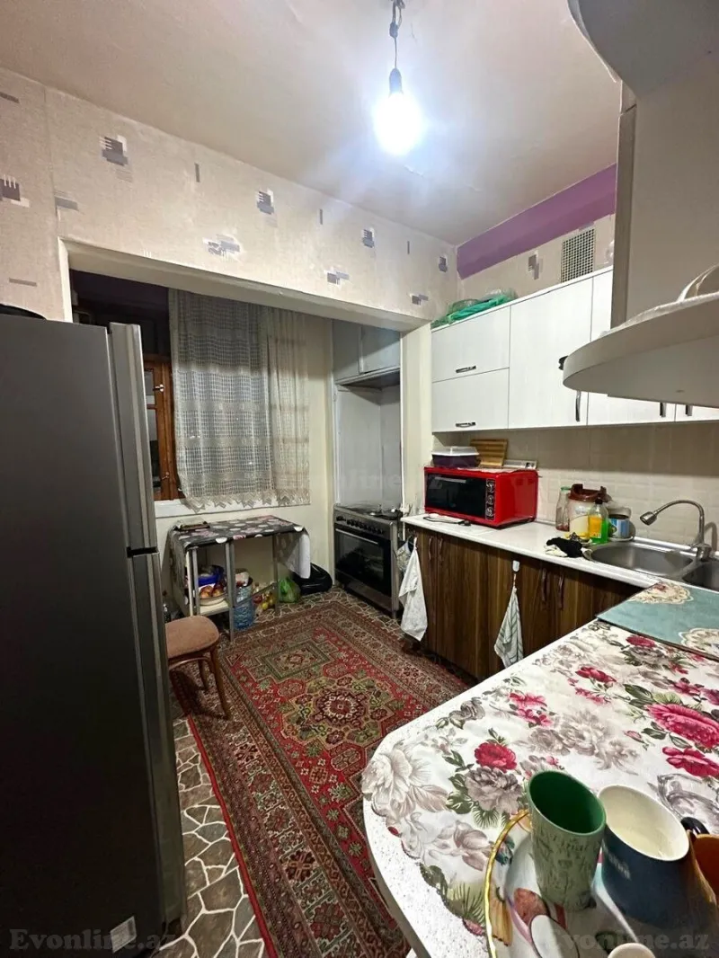 Satılır 3 otaqlı Mənzil Köhnə tikili 90 m² Əhmədli m. - şəkil 4