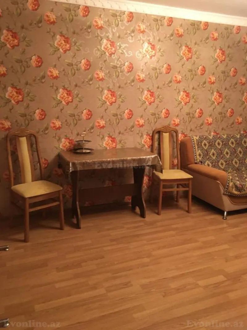 Kirayə verilir 1 otaqlı Mənzil Köhnə tikili 37 m² Neftçilər m. - şəkil 13