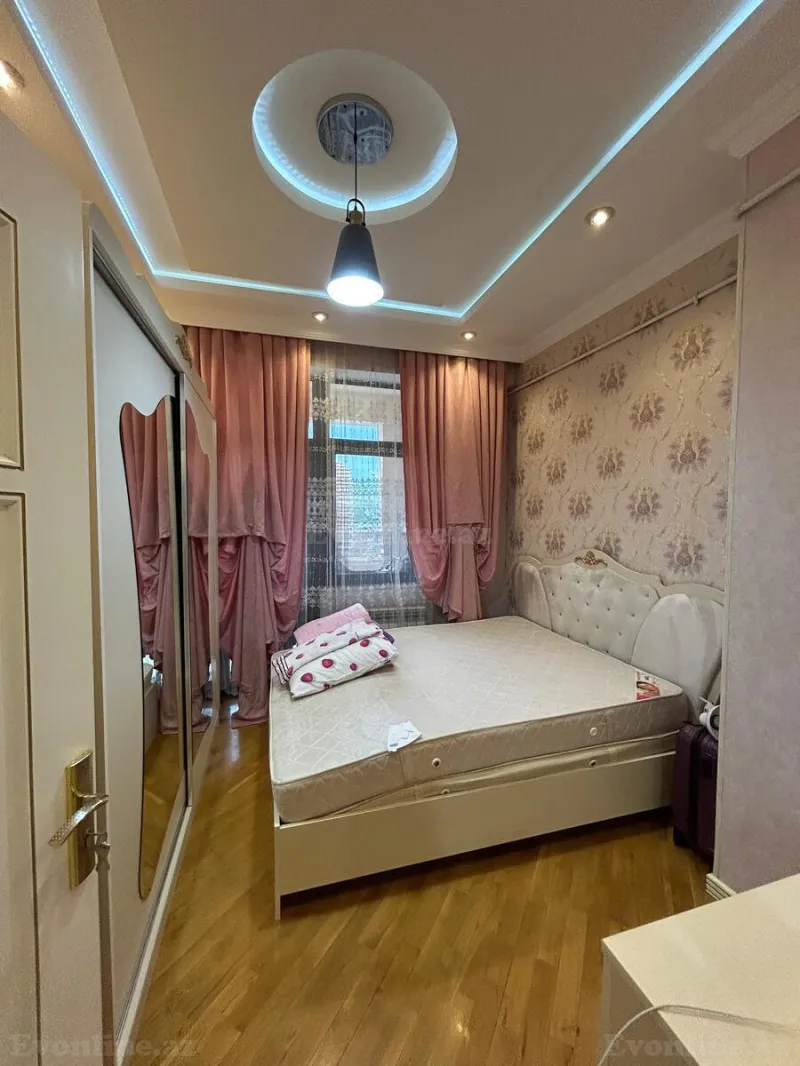 Satılır 2 otaqlı Mənzil Yeni tikili 70 m² Memar Əcəmi m. - şəkil 5