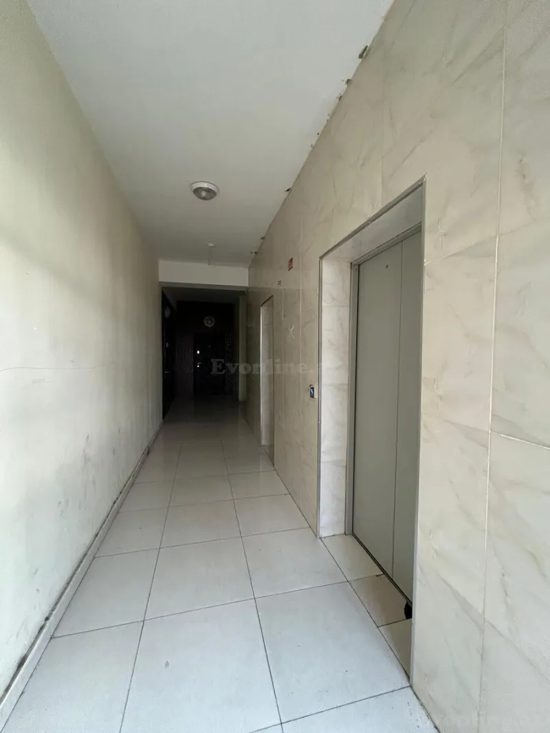 Satılır 2 otaqlı Mənzil Yeni tikili 70 m² Memar Əcəmi m. - şəkil 8
