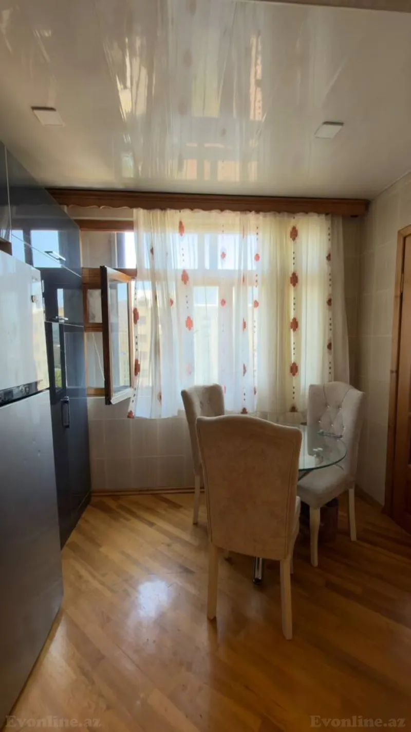 Satılır 4 otaqlı Mənzil Köhnə tikili 100 m² Nərimanov r. - şəkil 13