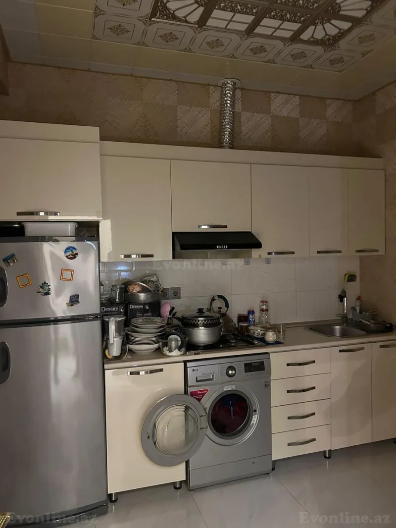 Satılır 2 otaqlı Mənzil Yeni tikili 70 m² Memar Əcəmi m. - şəkil 9