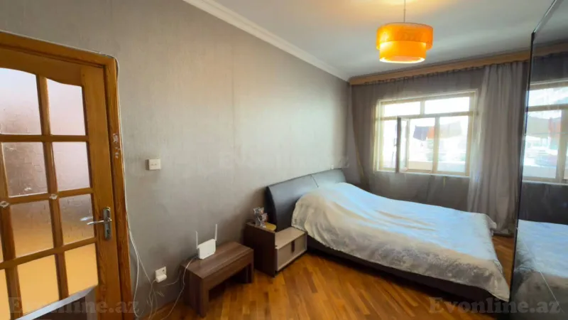 Satılır 4 otaqlı Mənzil Köhnə tikili 100 m² Nərimanov r. - şəkil 16