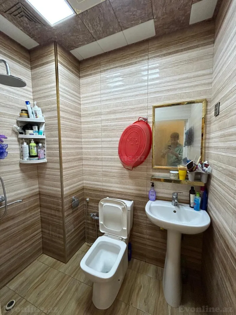 Satılır 2 otaqlı Mənzil Yeni tikili 70 m² Memar Əcəmi m. - şəkil 10