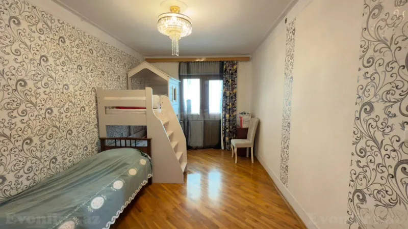 Satılır 4 otaqlı Mənzil Köhnə tikili 100 m² Nərimanov r. - şəkil 19