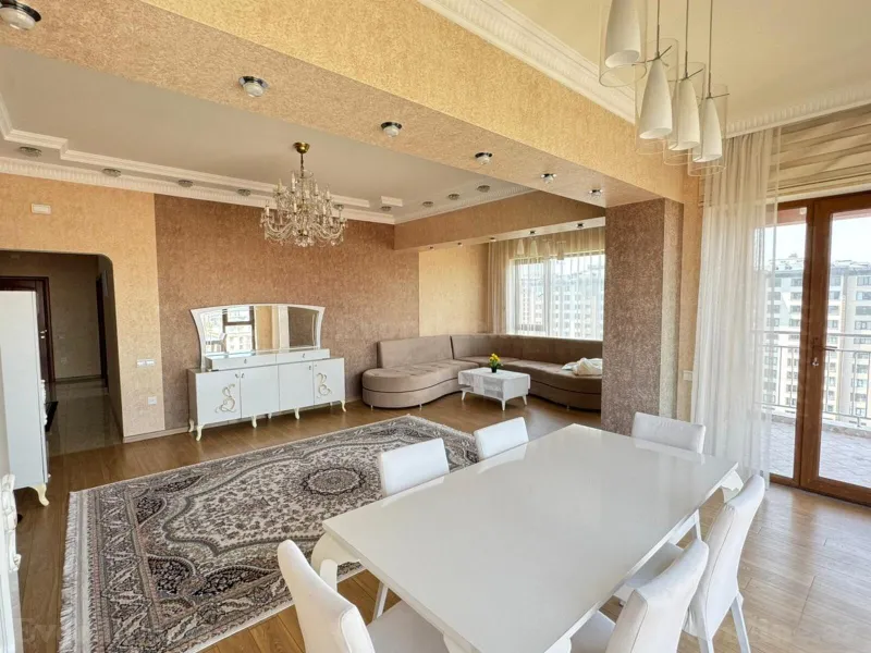 Kirayə verilir 4 otaqlı Mənzil Yeni tikili 190 m² Xətai r. - şəkil 4