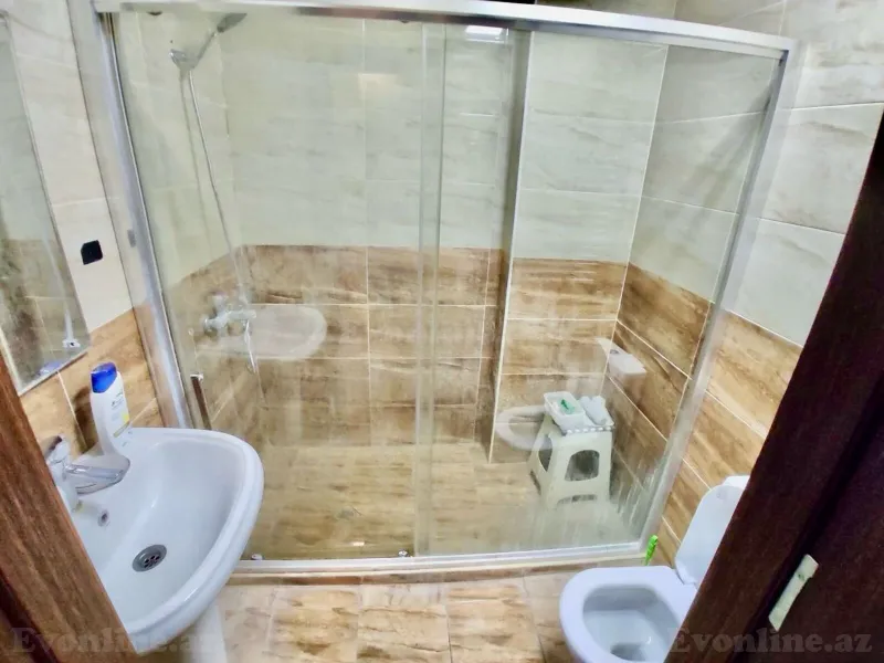 Kirayə verilir 3 otaqlı Mənzil Yeni tikili 70 m² Qara Qarayev m. - şəkil 9