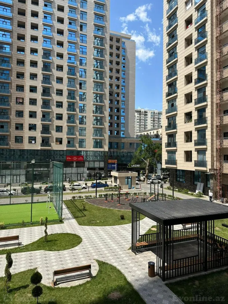Satılır 2 otaqlı Mənzil Yeni tikili 91 m² 28 May m. - şəkil 2