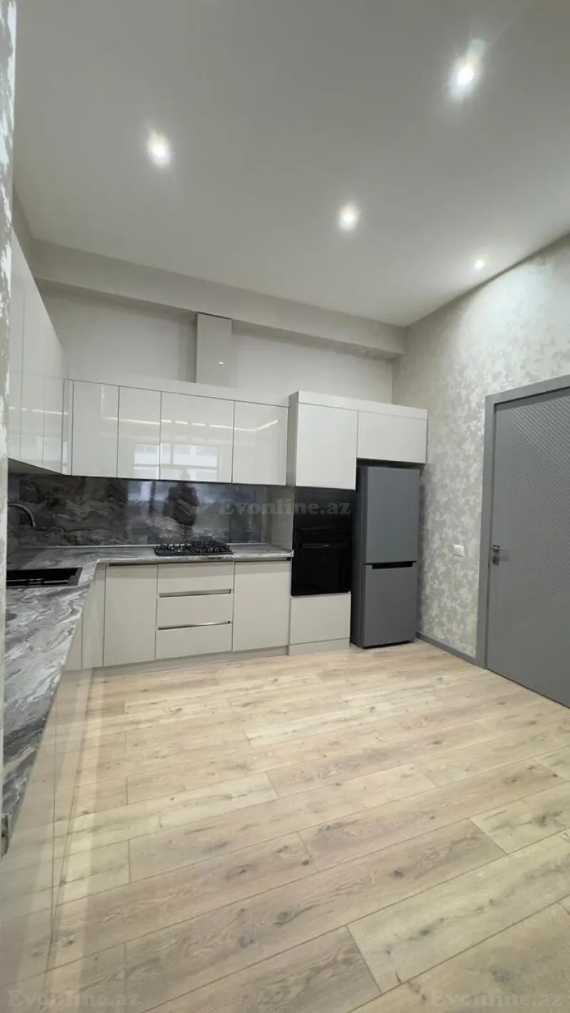 Satılır 2 otaqlı Mənzil Yeni tikili 91 m² 28 May m. - şəkil 8