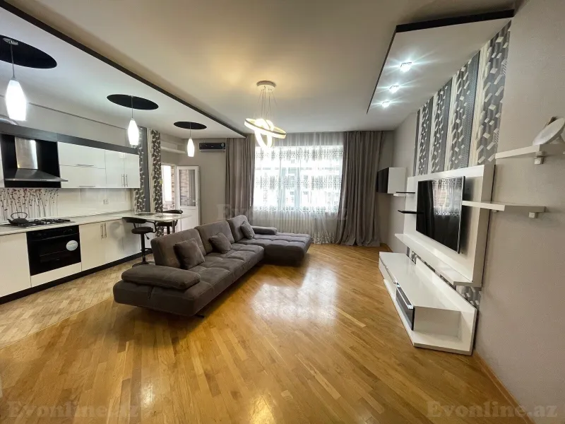 Satılır 4 otaqlı Mənzil Yeni tikili 130 m² Gənclik m. - şəkil 2