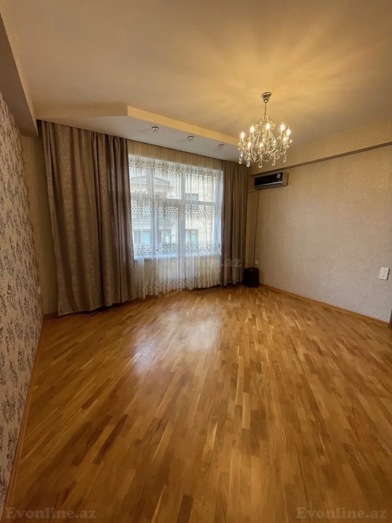 Satılır 4 otaqlı Mənzil Yeni tikili 130 m² Gənclik m. - şəkil 7
