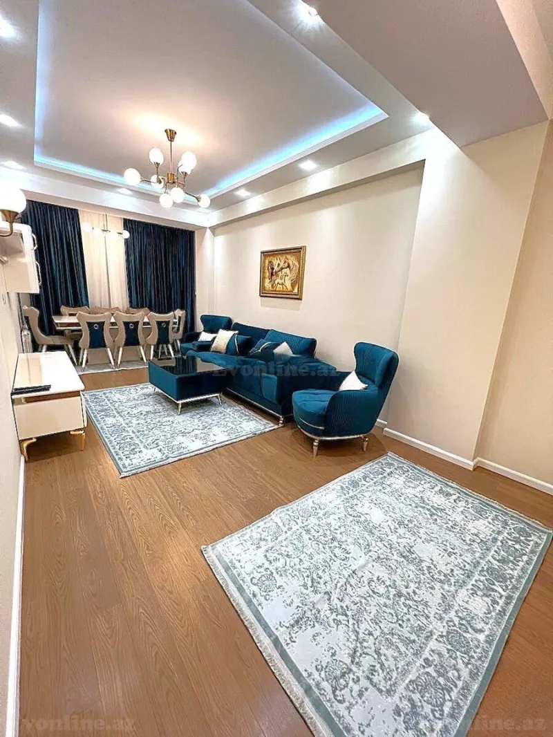3 otaqlı Mənzil 140 m² İnşaatçılar m. Kirayə verilir