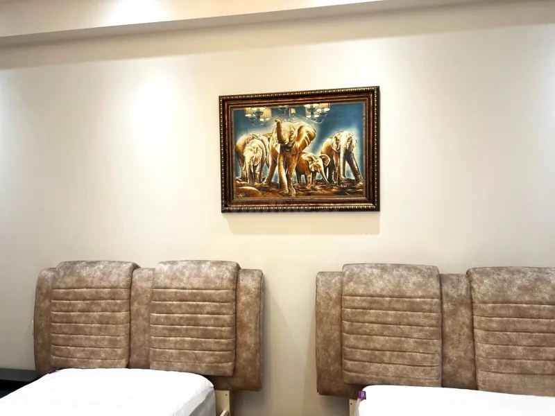Kirayə verilir 3 otaqlı Mənzil Yeni tikili 140 m² İnşaatçılar m. - şəkil 6