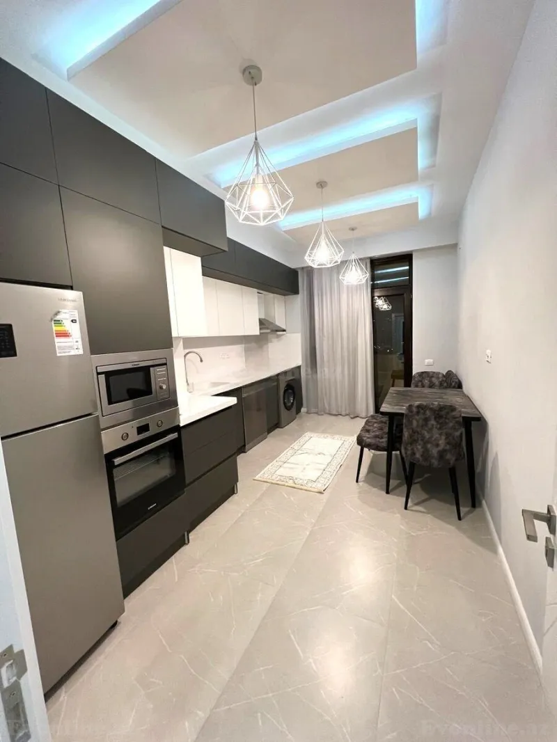 Kirayə verilir 3 otaqlı Mənzil Yeni tikili 140 m² İnşaatçılar m. - şəkil 10