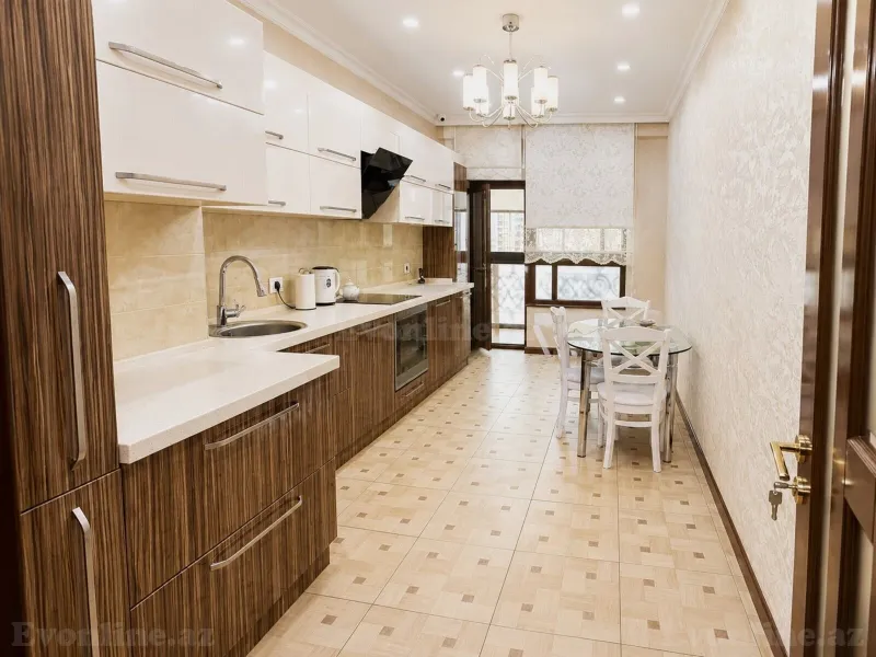 Satılır 3 otaqlı Mənzil Yeni tikili 160 m² 28 May m. - şəkil 5
